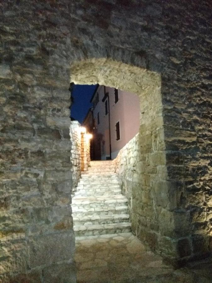 Apartments Edo Novigrad Istria Exterior foto